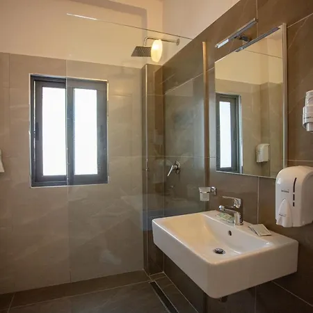 Kapri 4*