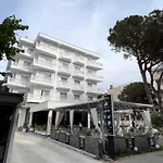 Kapri 4*