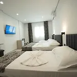 Hotel Kapri 4*