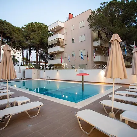 Kapri Hotel 4*