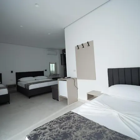 Hotel Kapri 4*
