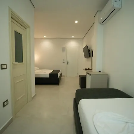 Kapri Hotel Golem (Tirana)