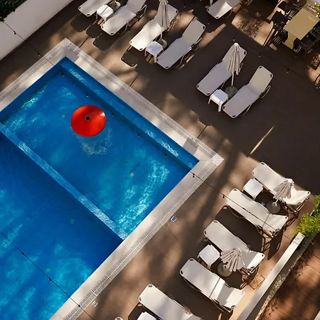 Kapri Szálloda Golem